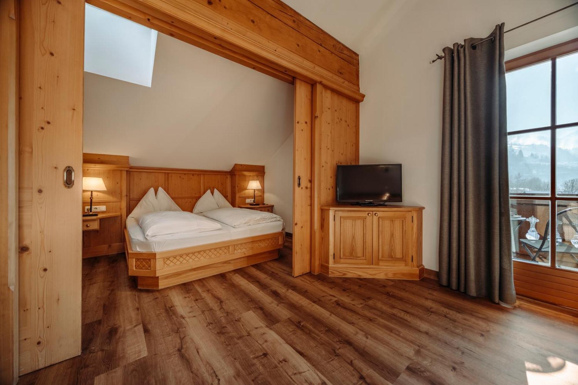 סנט יוהן אים פונגאו Hotel Lerch מראה חיצוני תמונה